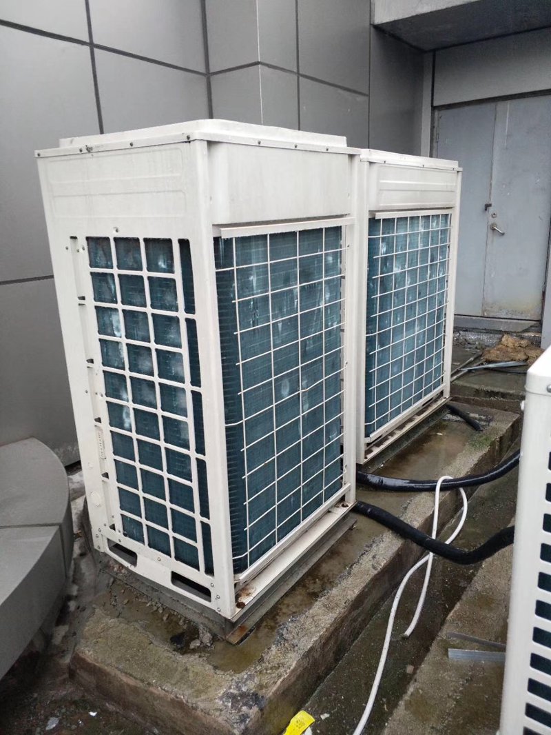 中央空调清洗消毒势在必行——为您创造清新空气环境